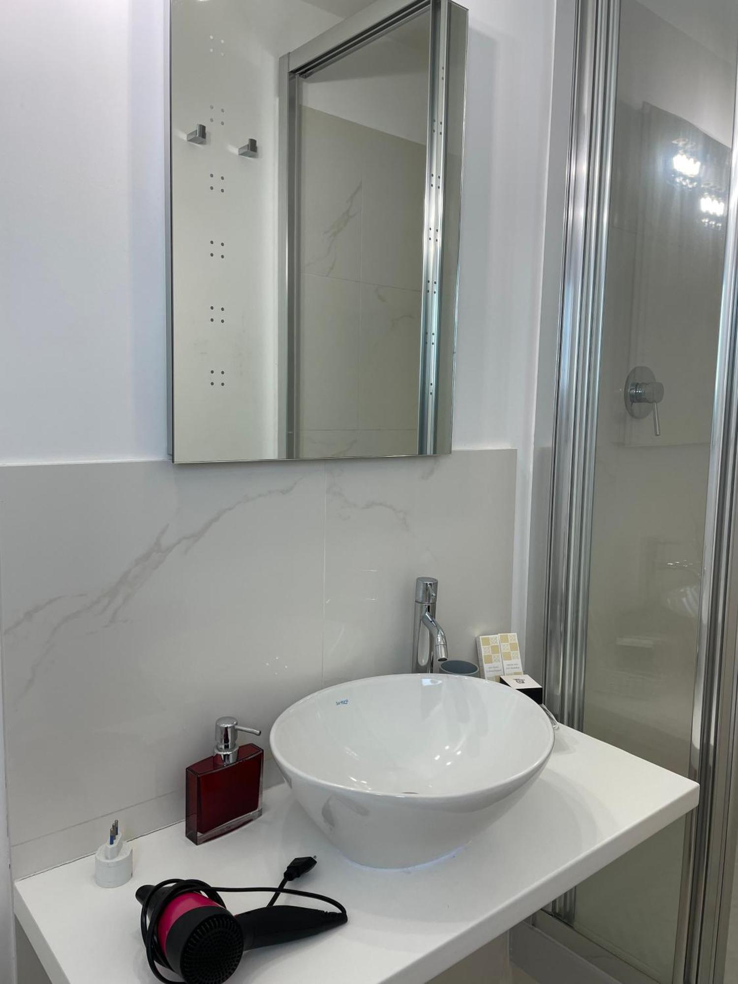 Seven Boutique Hotel Sestri Levante Værelse billede